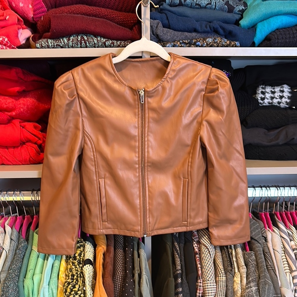 Bonnie Bianca brown faux leather 3/4 sleeve front zipper light jacket size S NWT